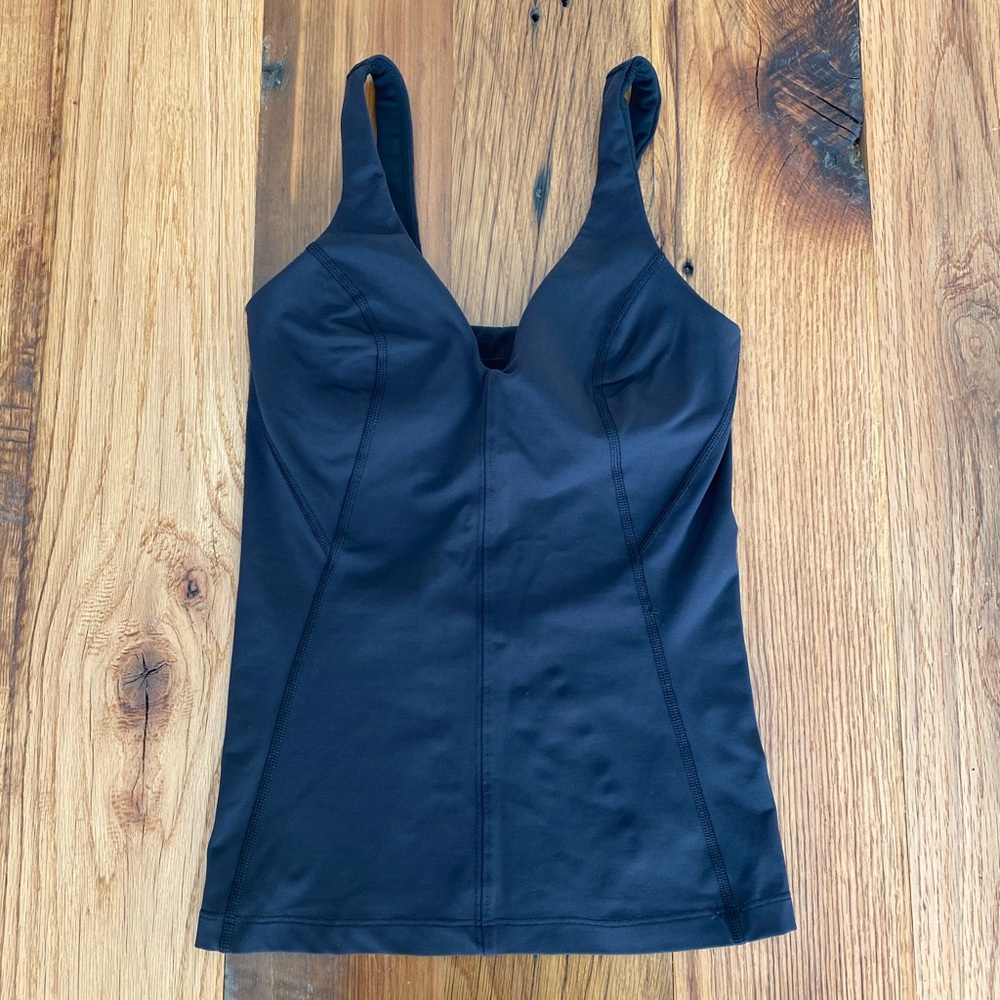 lululemon athletica Black Tank Top with Magenta Leggings